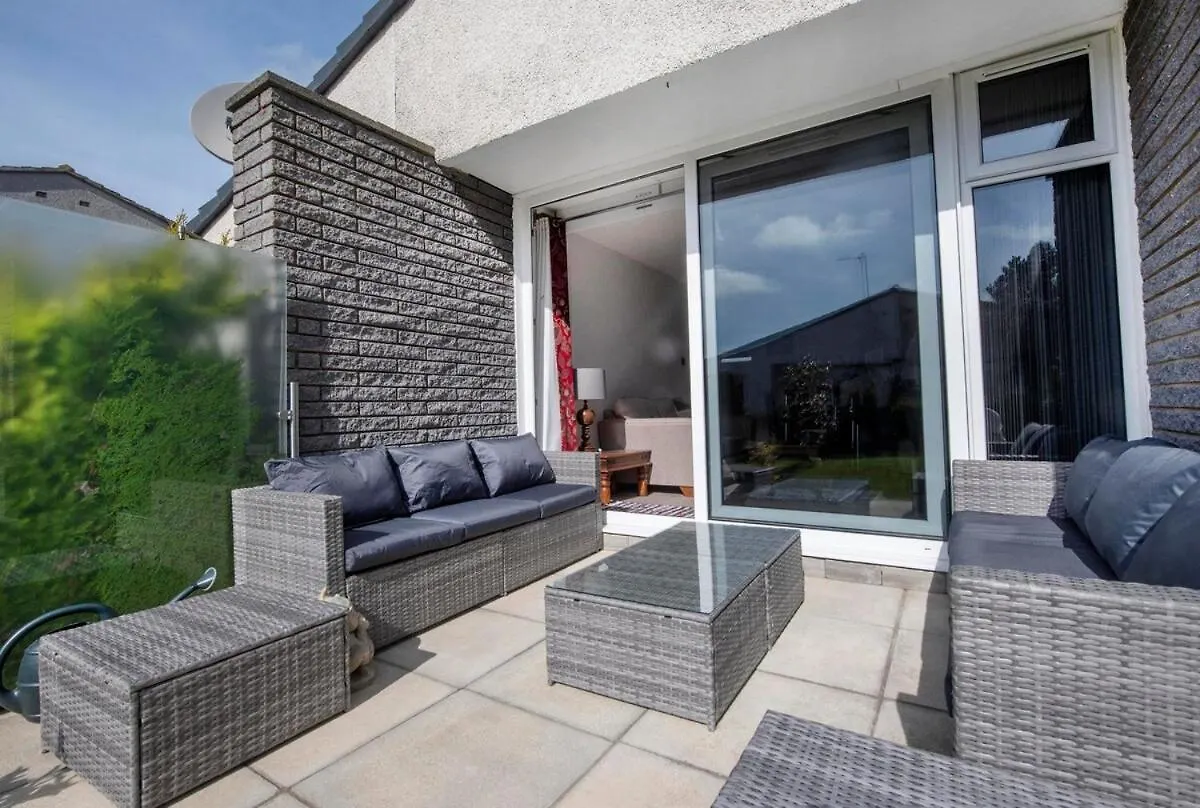 Beautiful Spacious House Airport Edinburg 0*,  Storbritannien