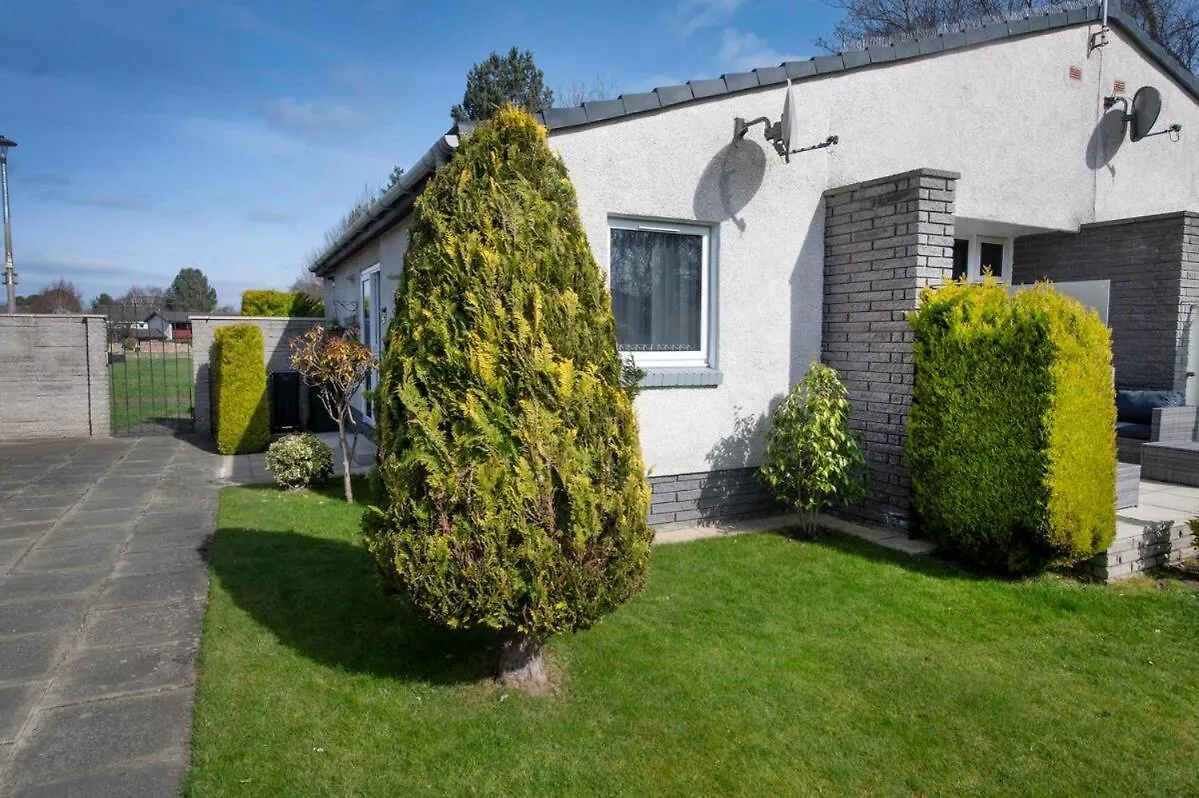 Semesterbostad Beautiful Spacious House Airport Edinburg