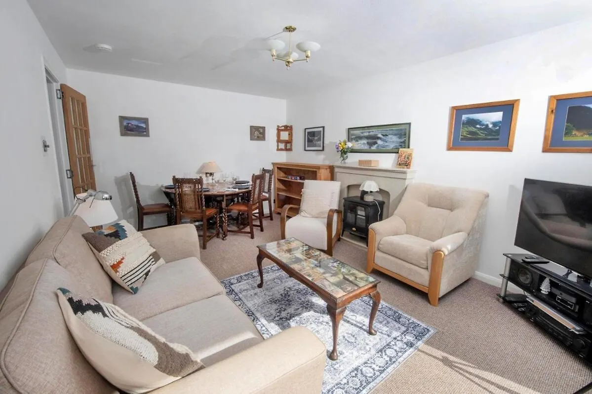 Beautiful Spacious House Airport Edinburg Semesterbostad