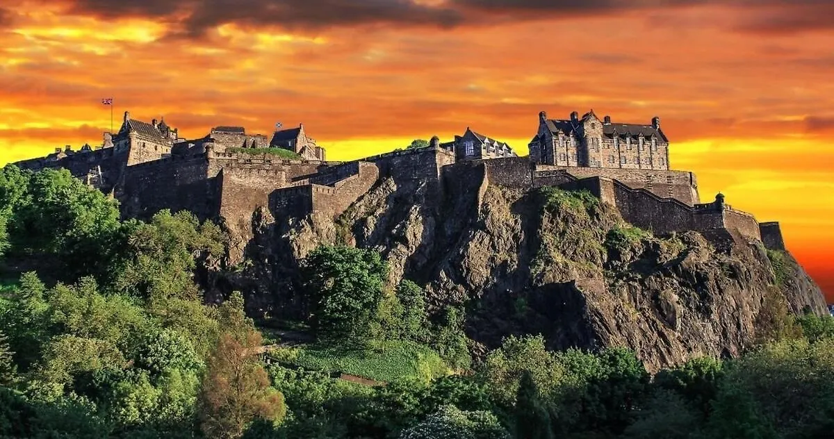 Beautiful Spacious House Airport Edinburg 0*,